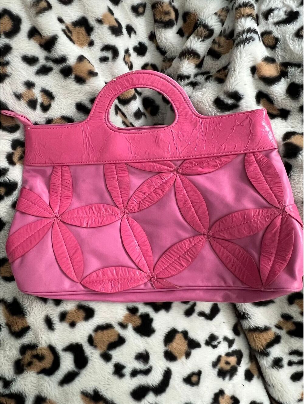 Unbranded Pink Y2K Floral Appliqué Handbag (SKU-0461)